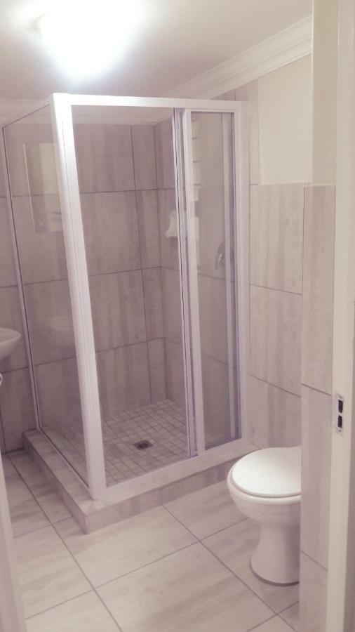 Zanevovo Hotell Scottburgh Exteriör bild